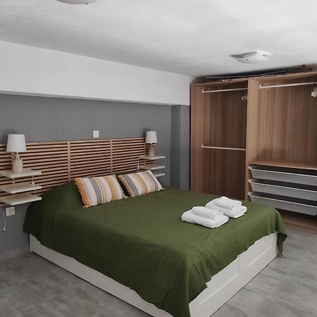 Oliva Loft Apartment แอร์มูโปลี ภายนอก รูปภาพ